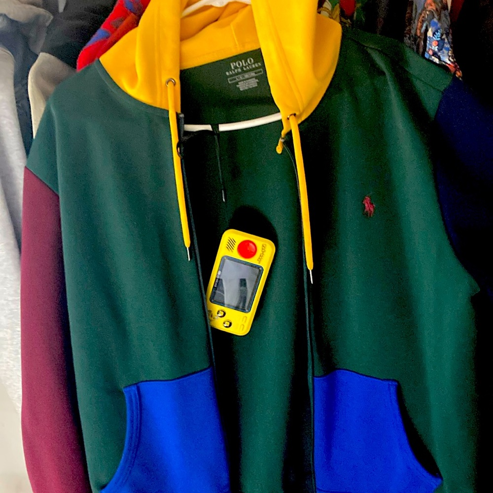 Brand New Polo with PAC-MAN game that comes with it…  Polo and PAC-MAN 🤷🏽